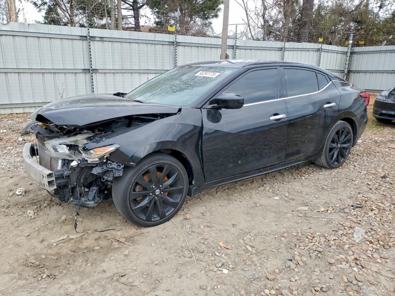 2016 NISSAN Maxima