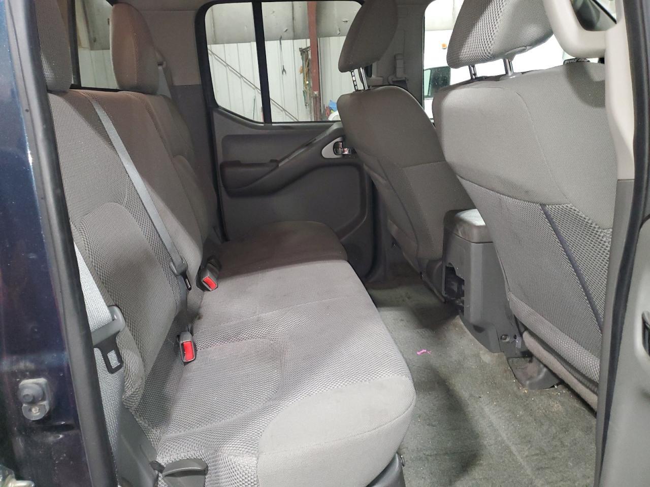2017 NISSAN Frontier
