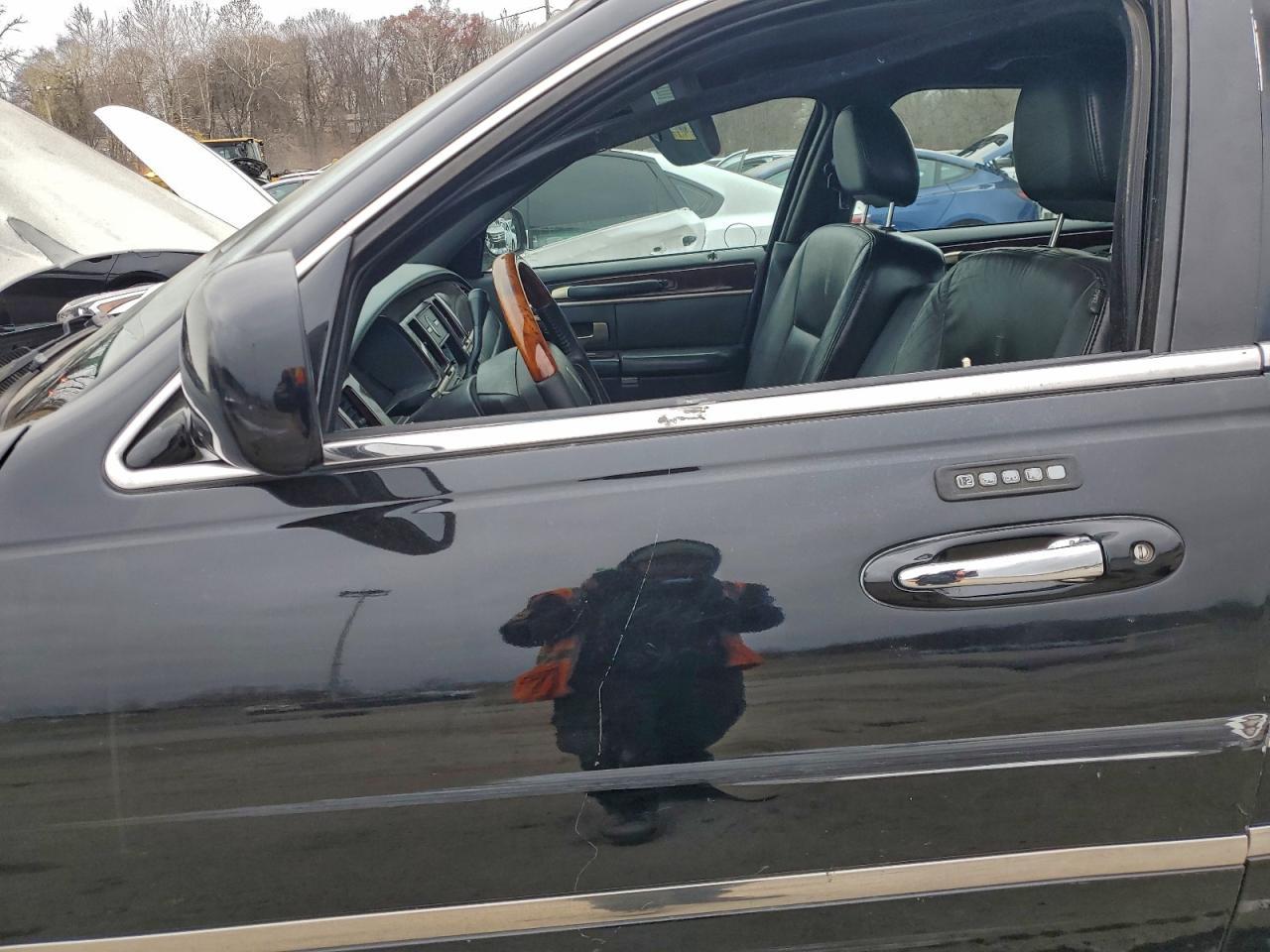 2008 LINCOLN Town Car