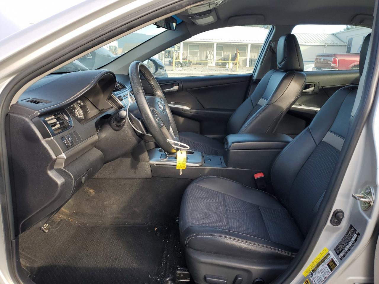 2014 TOYOTA CAMRY