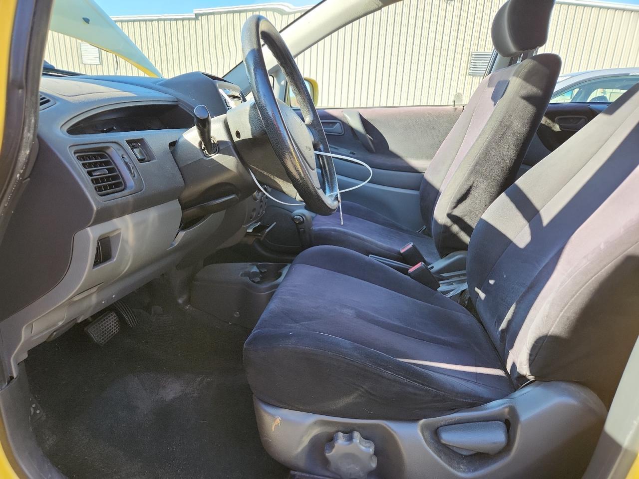 2003 SUZUKI Aerio