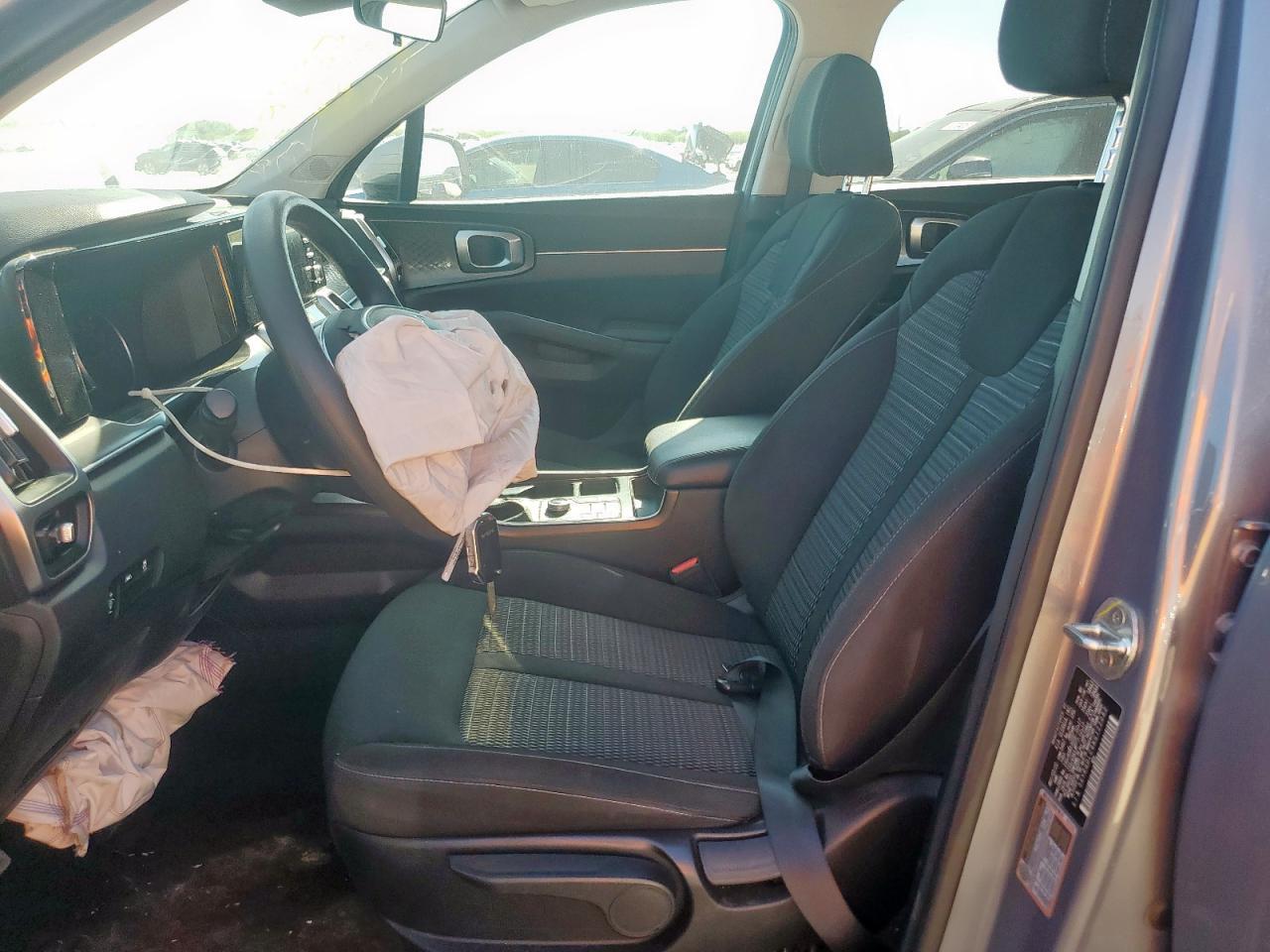 2022 KIA SORENTO