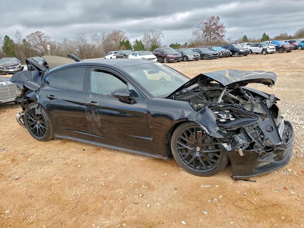 2017 PORSCHE Panamera