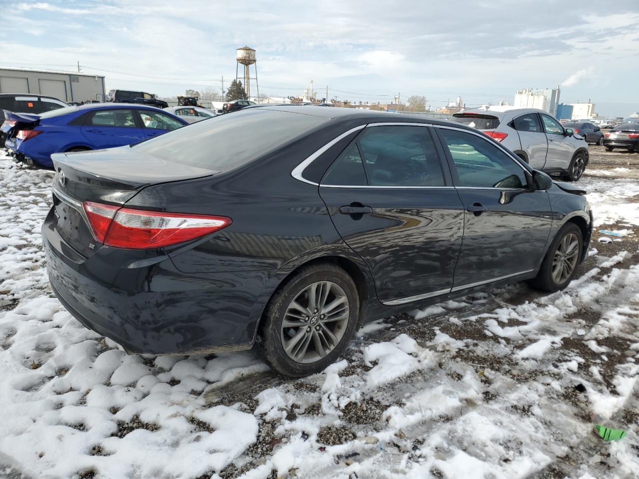 2016 TOYOTA CAMRY