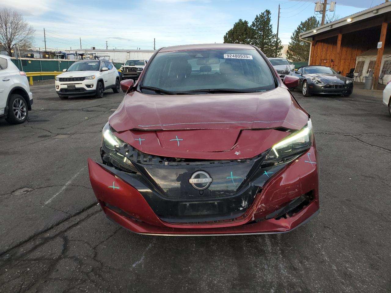 2025 NISSAN LEAF