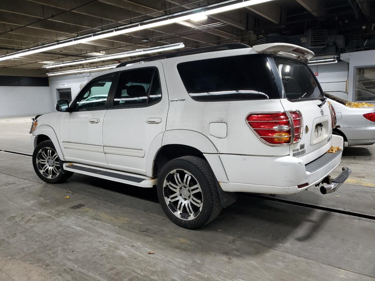 2003 TOYOTA Sequoia