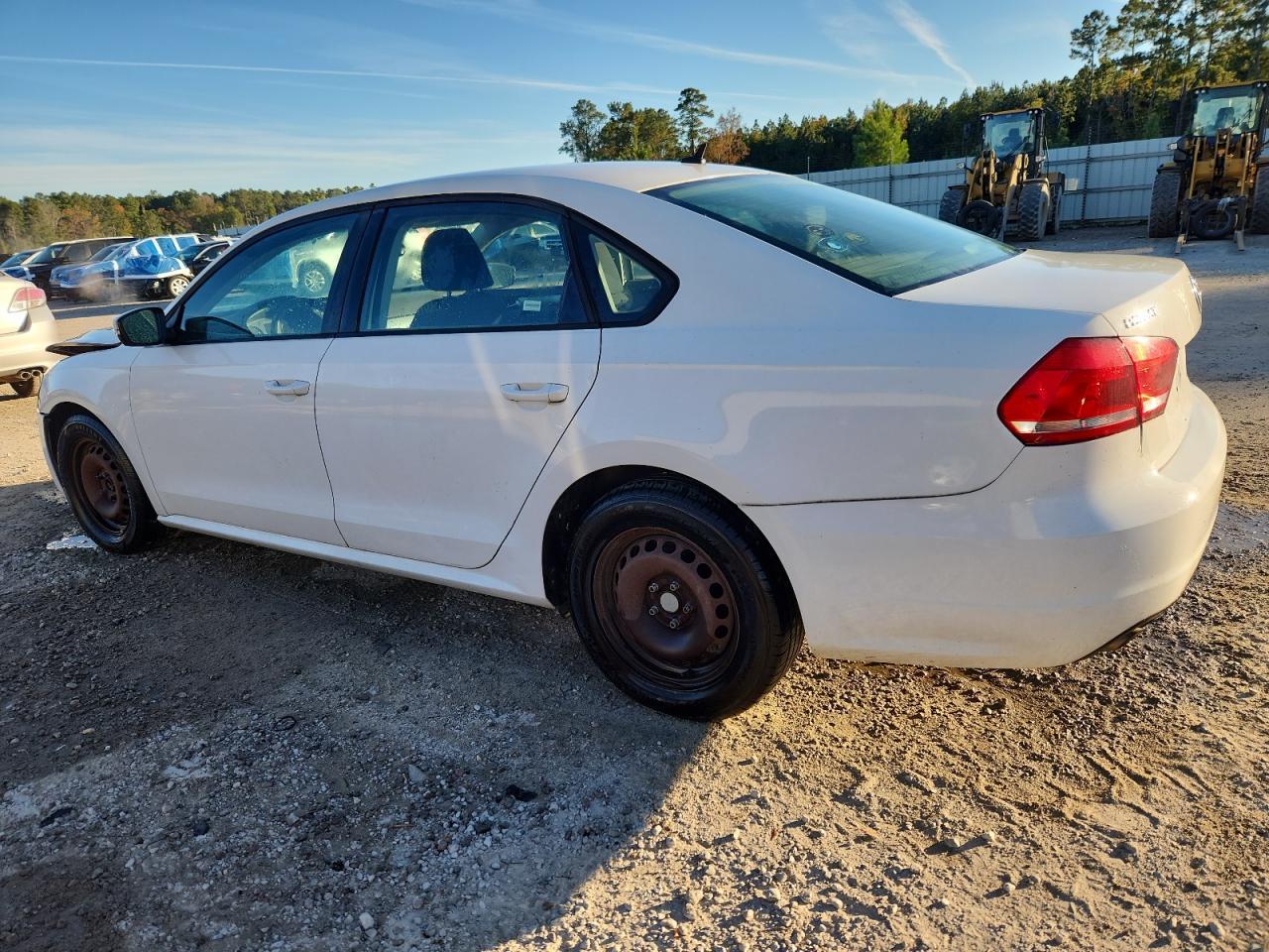 2014 VOLKSWAGEN Passat