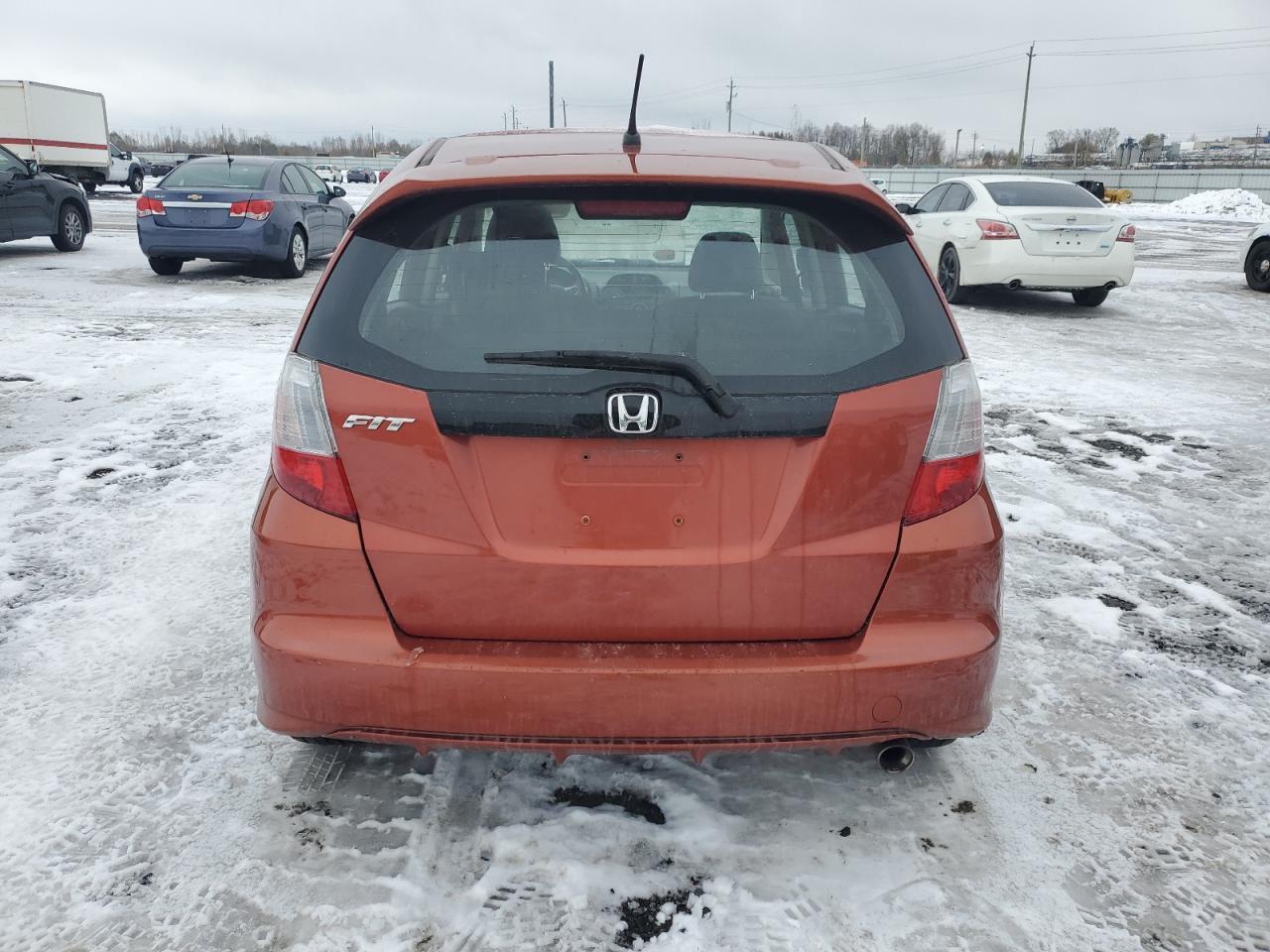 2013 HONDA FIT