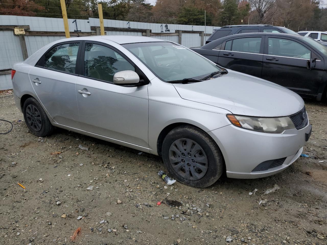 2010 KIA FORTE