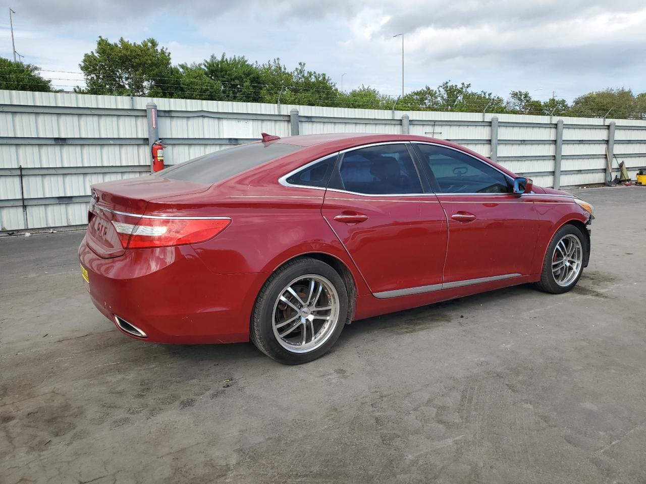 2012 HYUNDAI Azera
