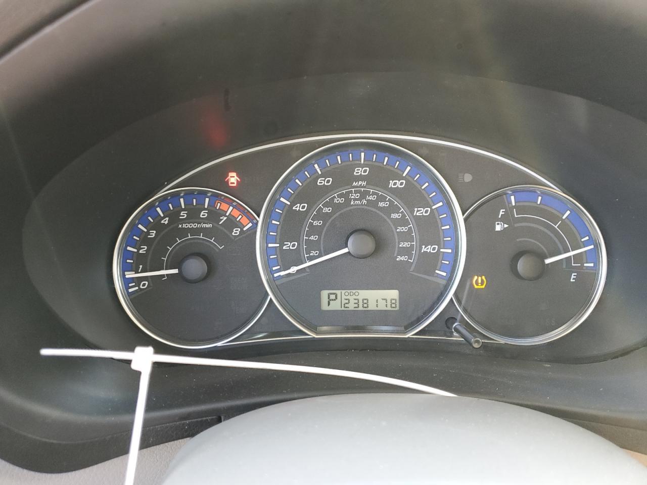 2011 SUBARU FORESTER