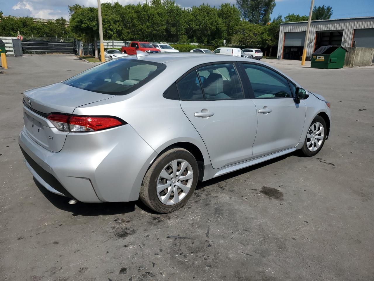 2022 TOYOTA COROLLA