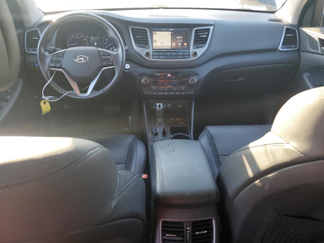 2016 HYUNDAI TUCSON