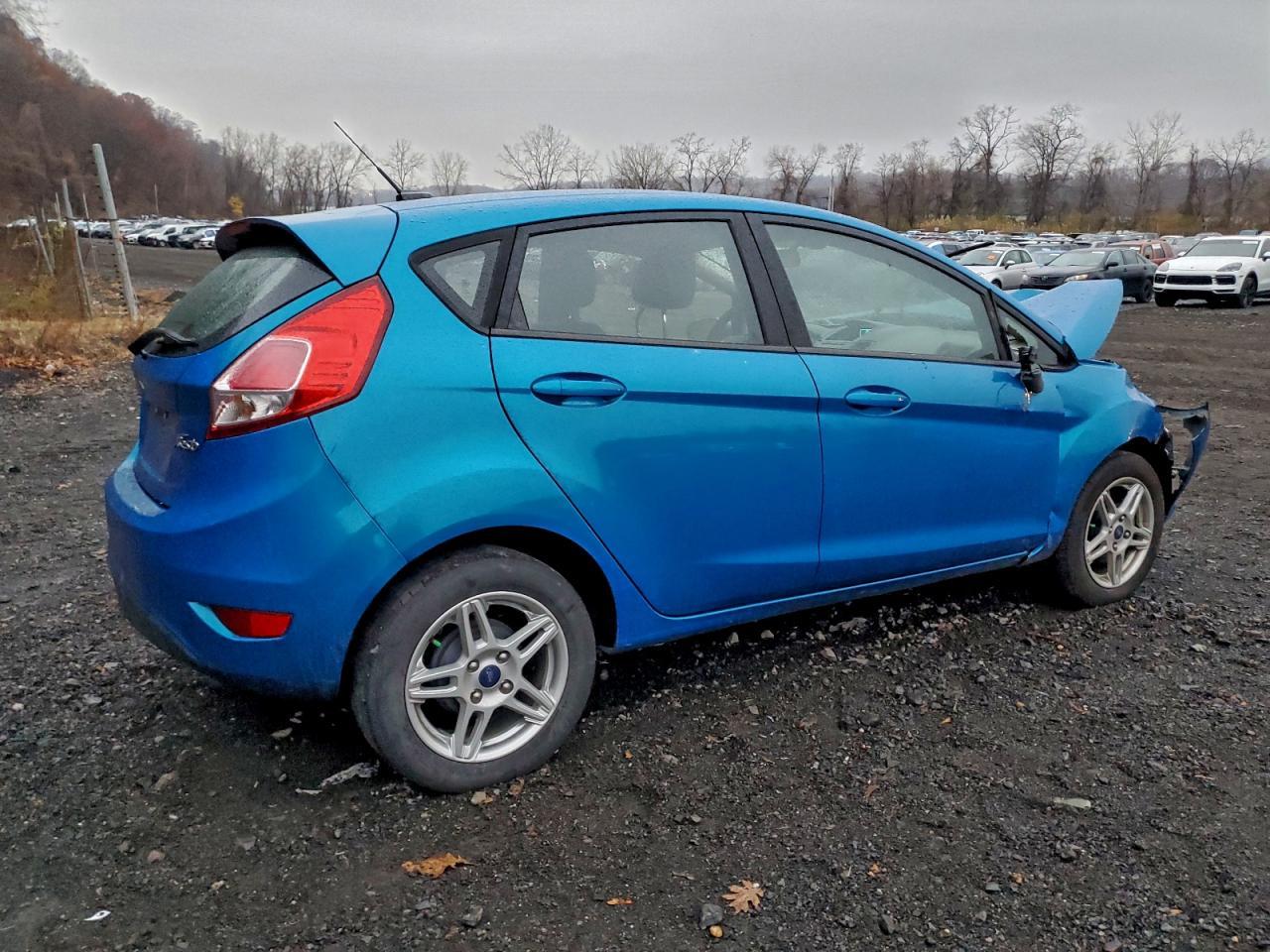 2017 FORD Fiesta
