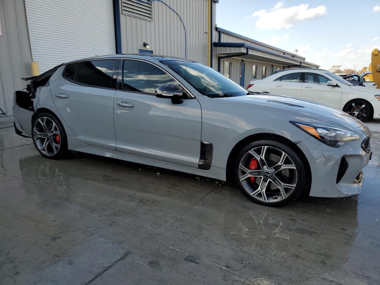 2020 KIA Stinger