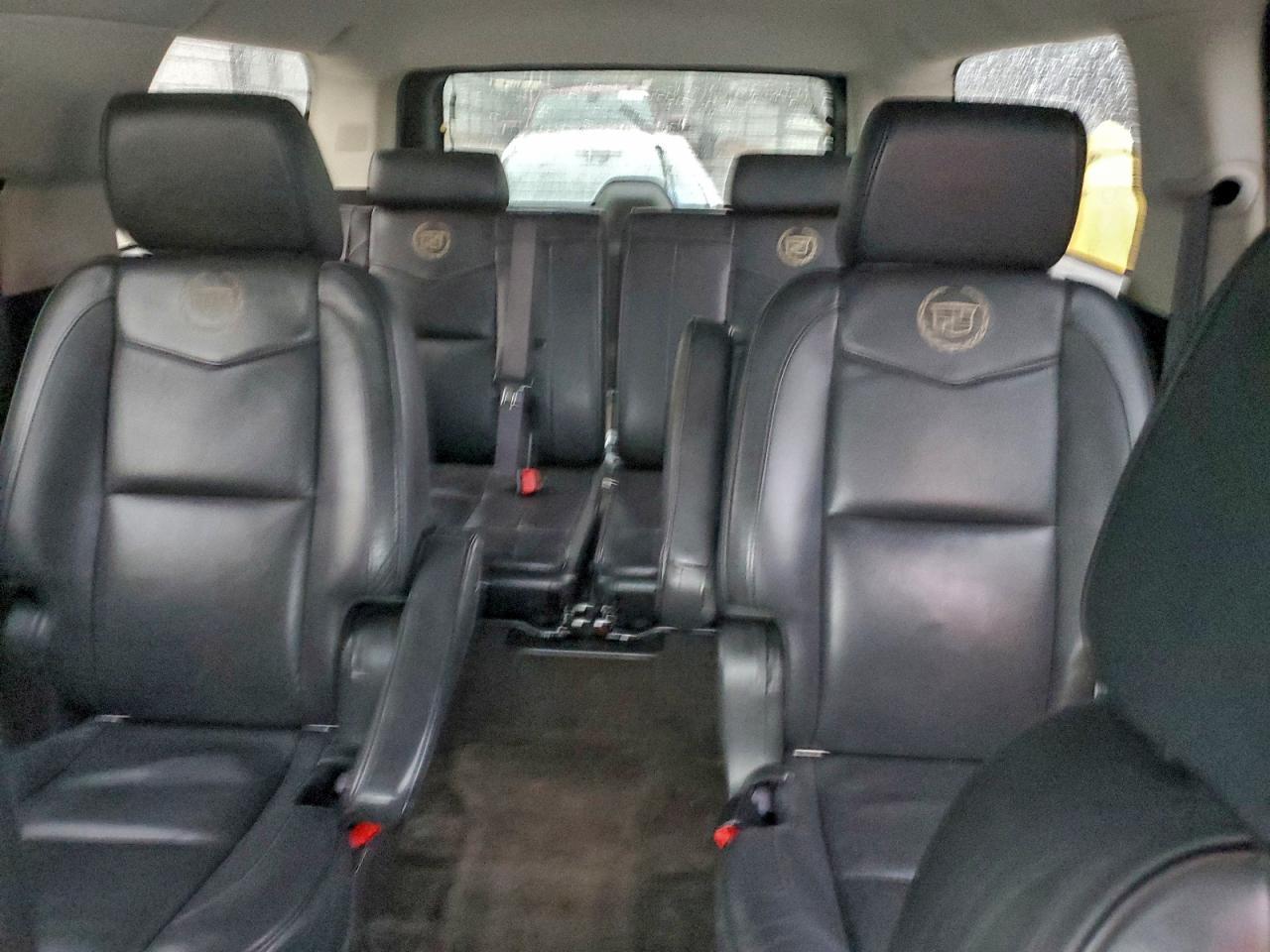 2012 CADILLAC Escalade ESV