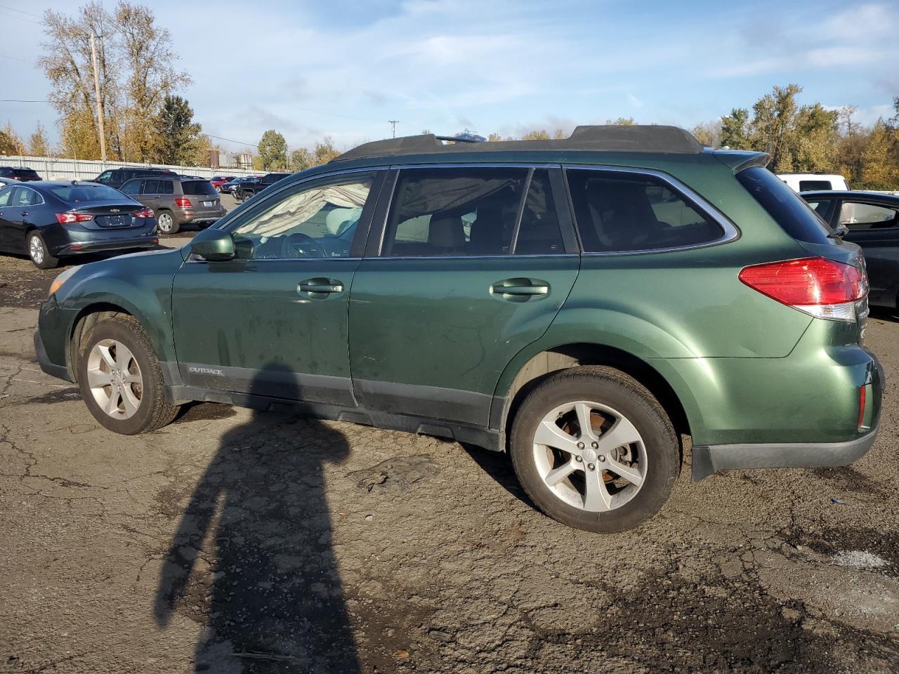 2013 SUBARU Outback