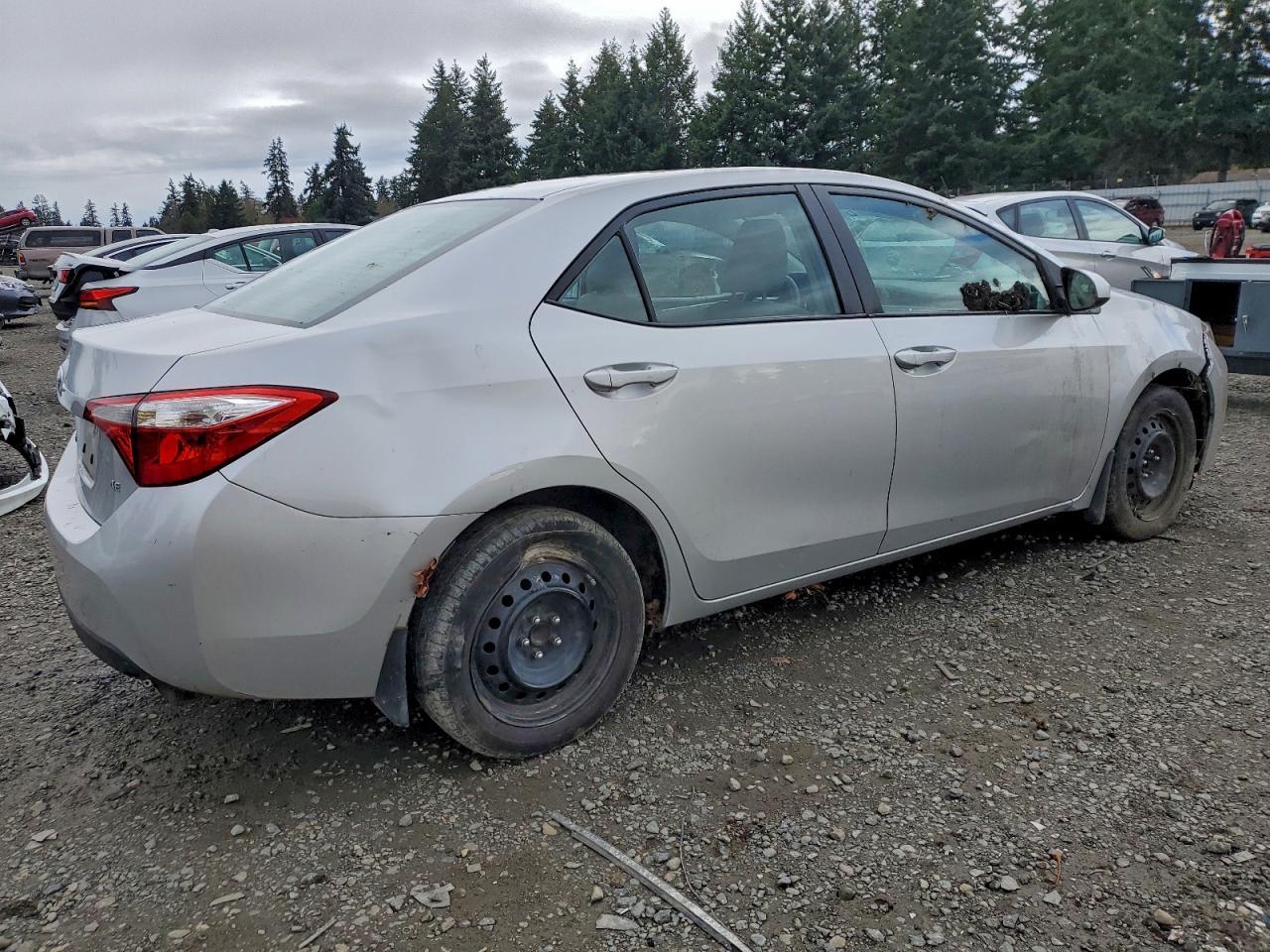 2016 TOYOTA COROLLA