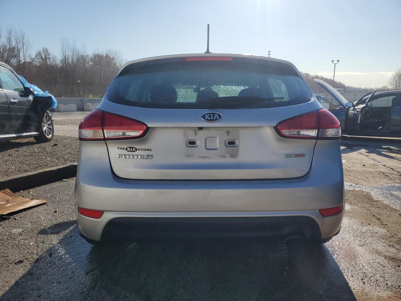 2016 KIA FORTE