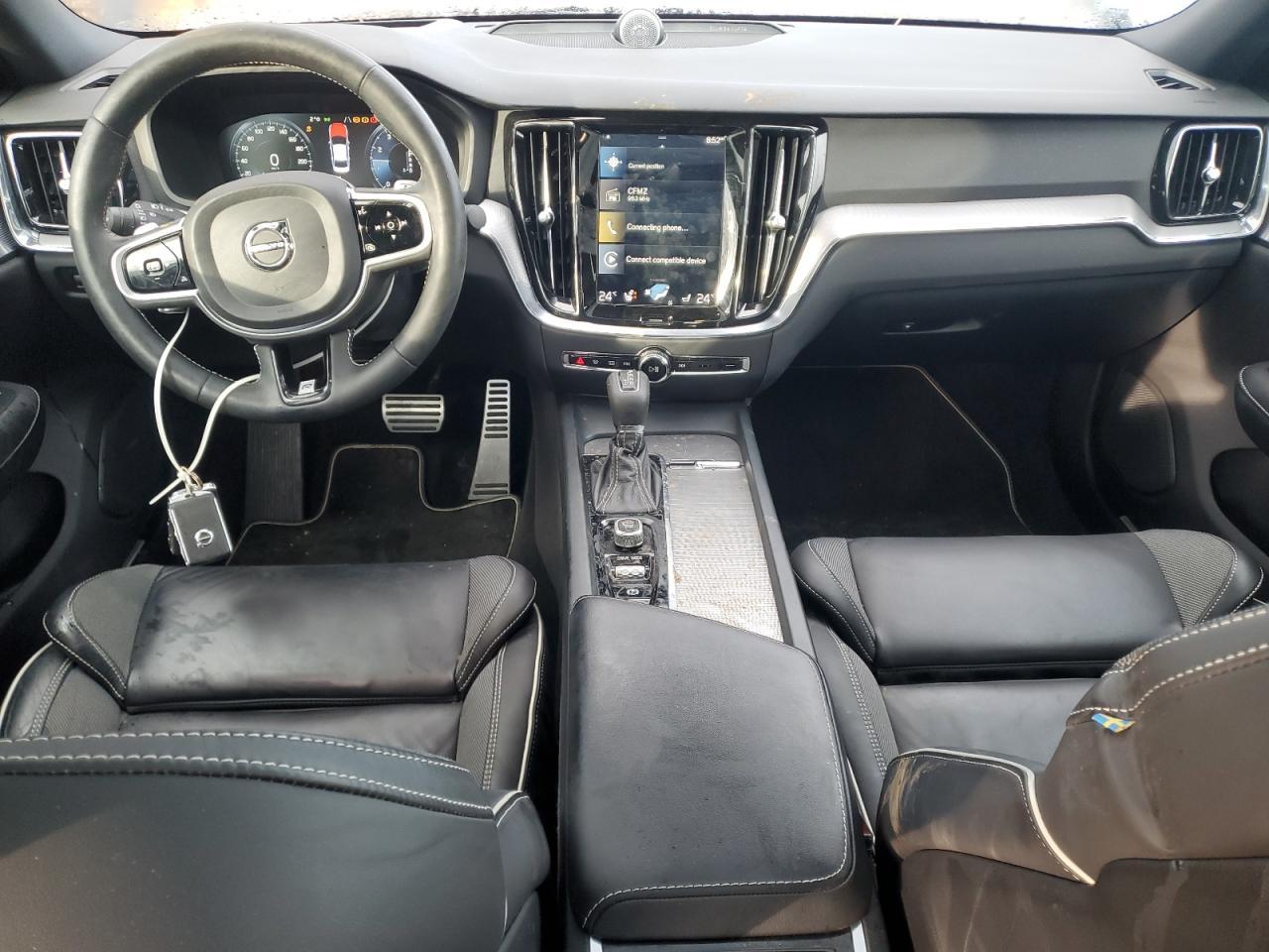 2019 VOLVO S60