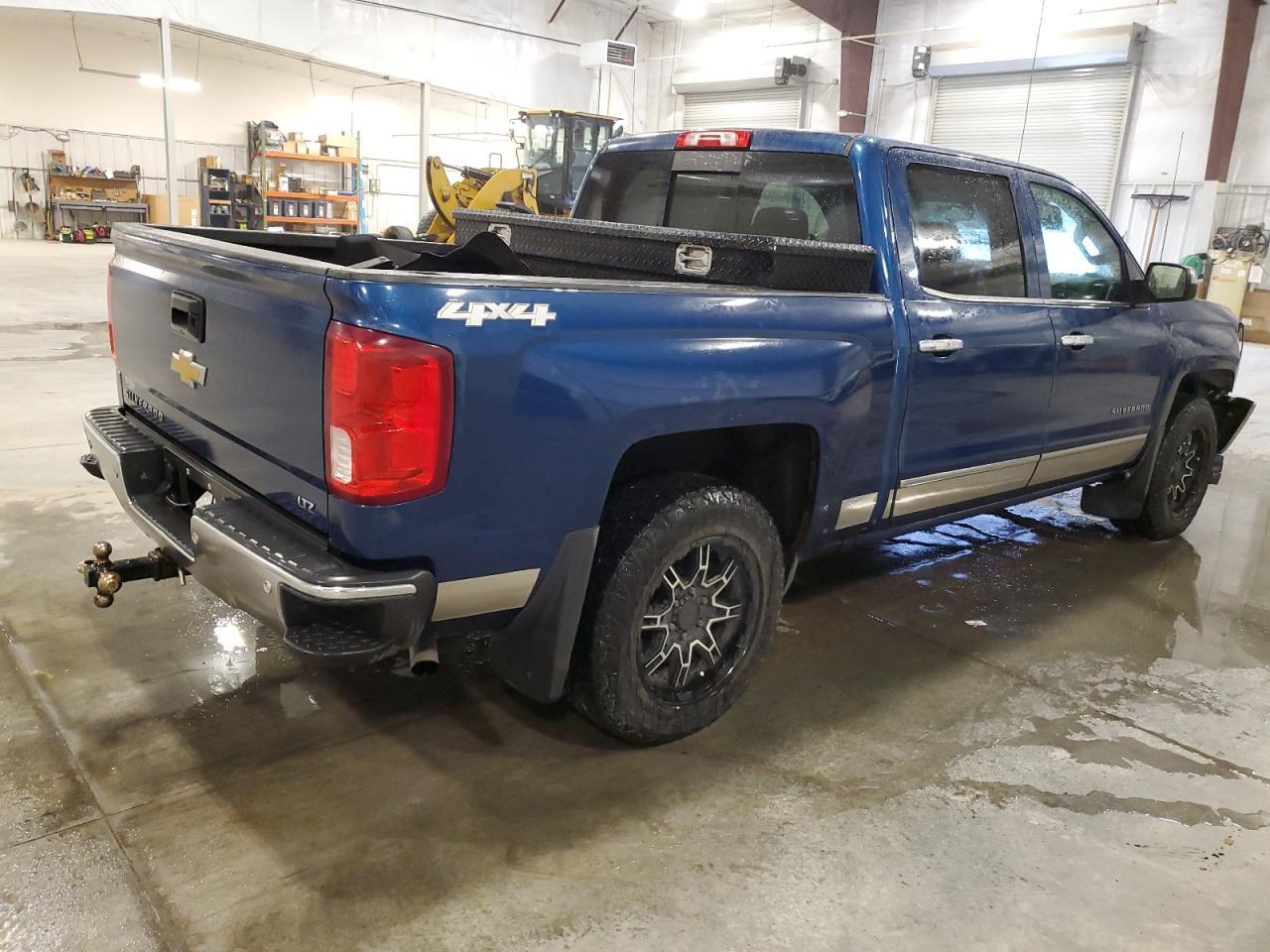 2017 CHEVROLET Silverado