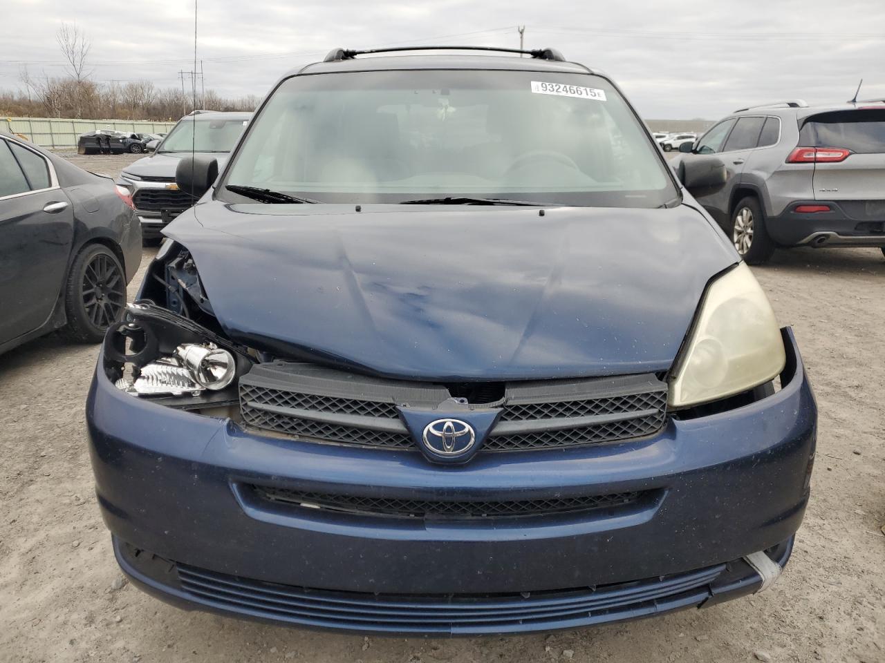 2005 TOYOTA SIENNA