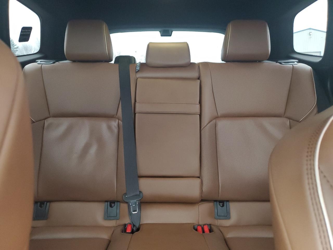 2025 TOYOTA Crown