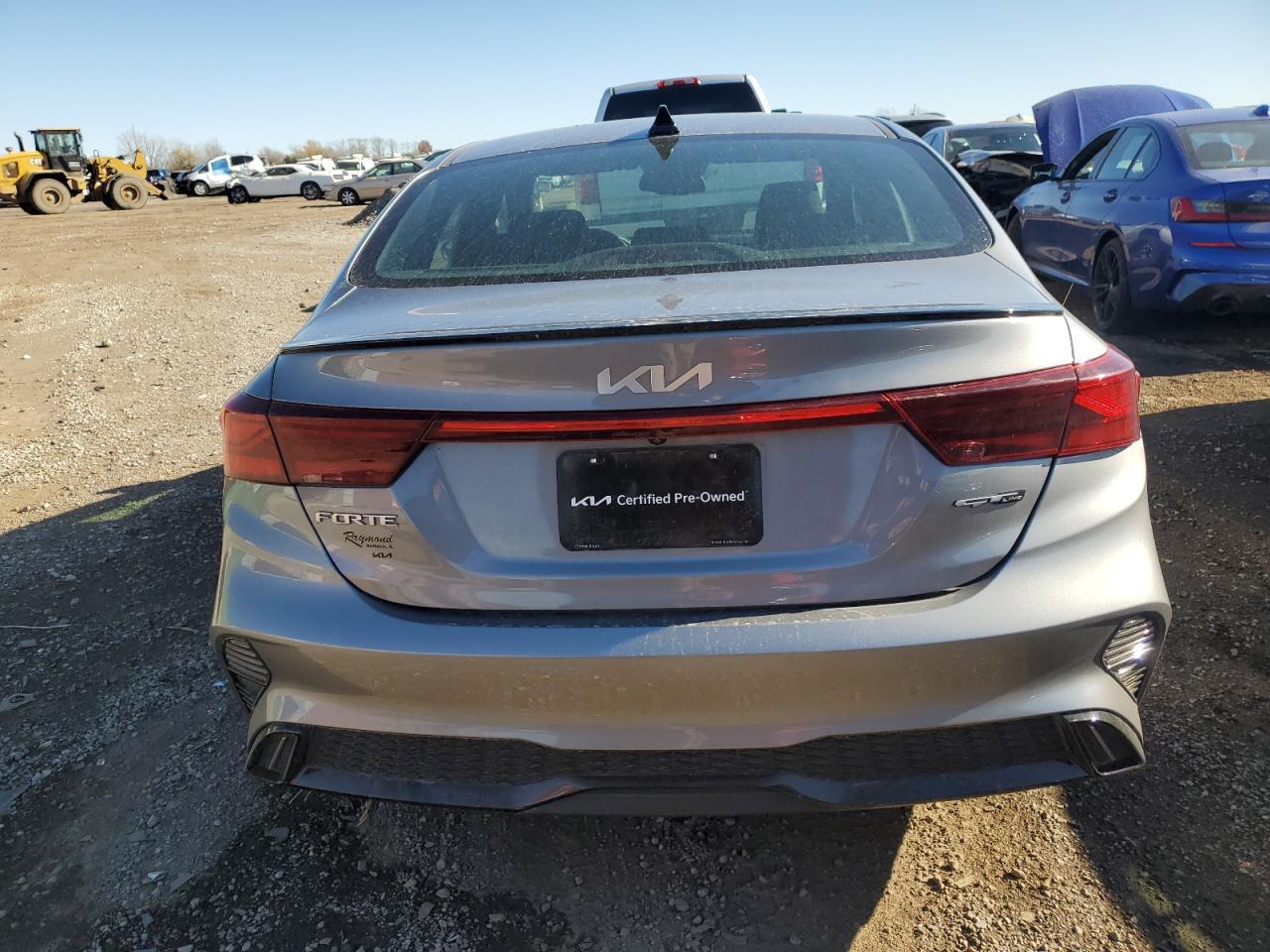 2023 KIA FORTE
