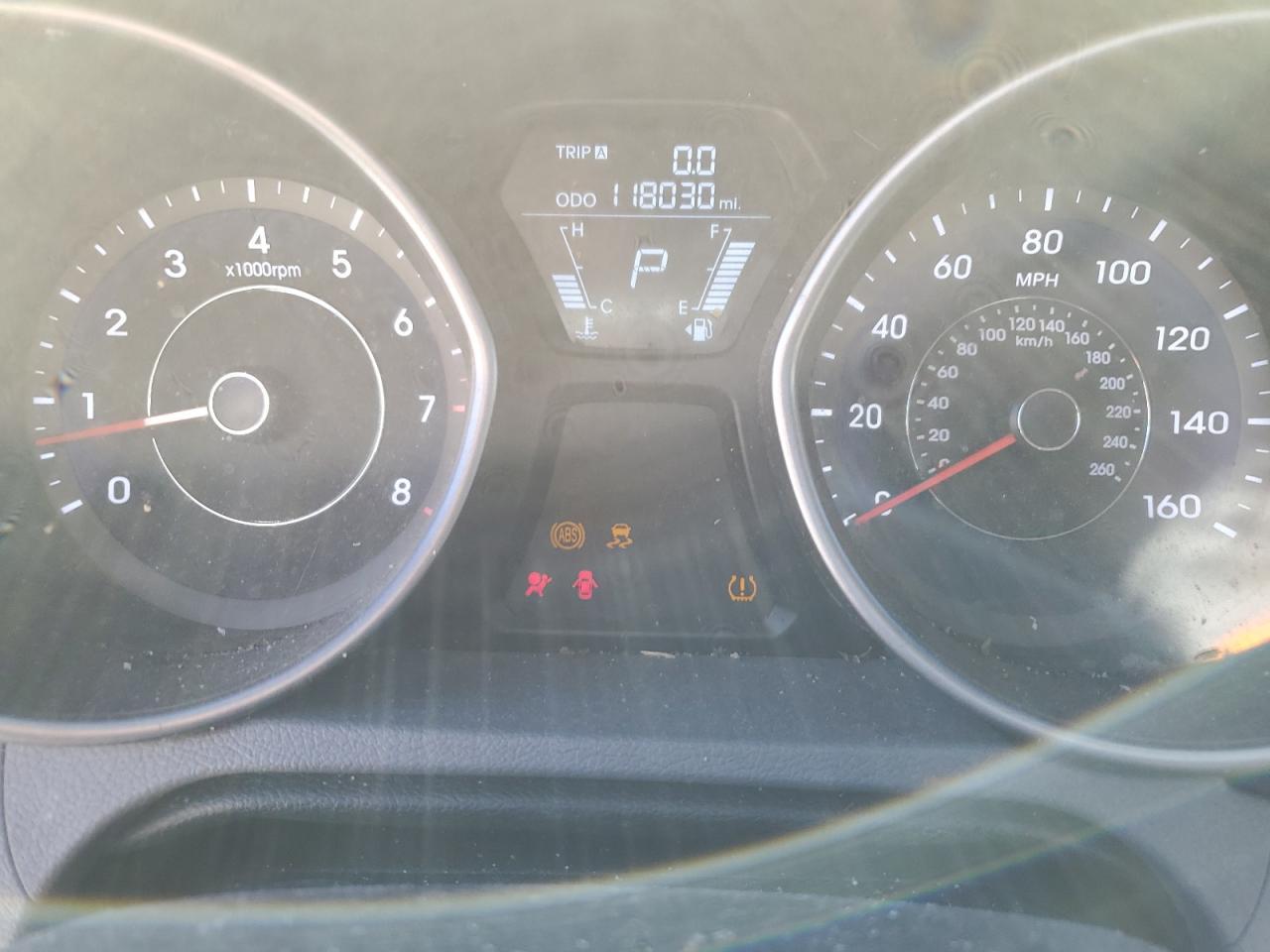 2012 HYUNDAI ELANTRA
