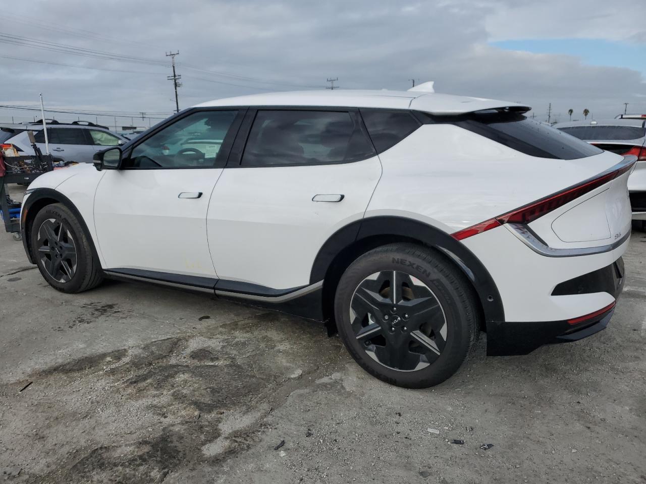 2025 KIA EV6