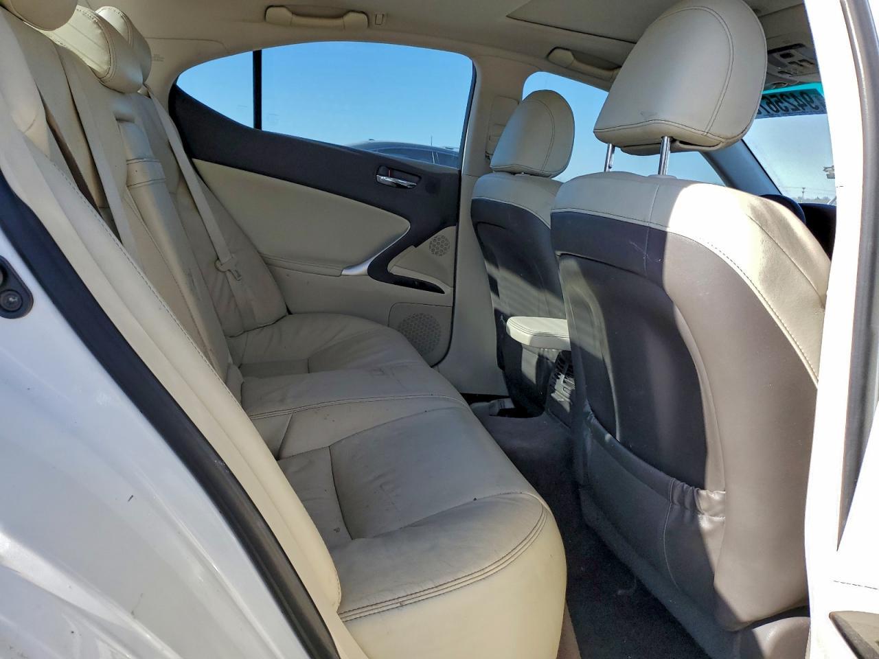 2012 LEXUS IS 250