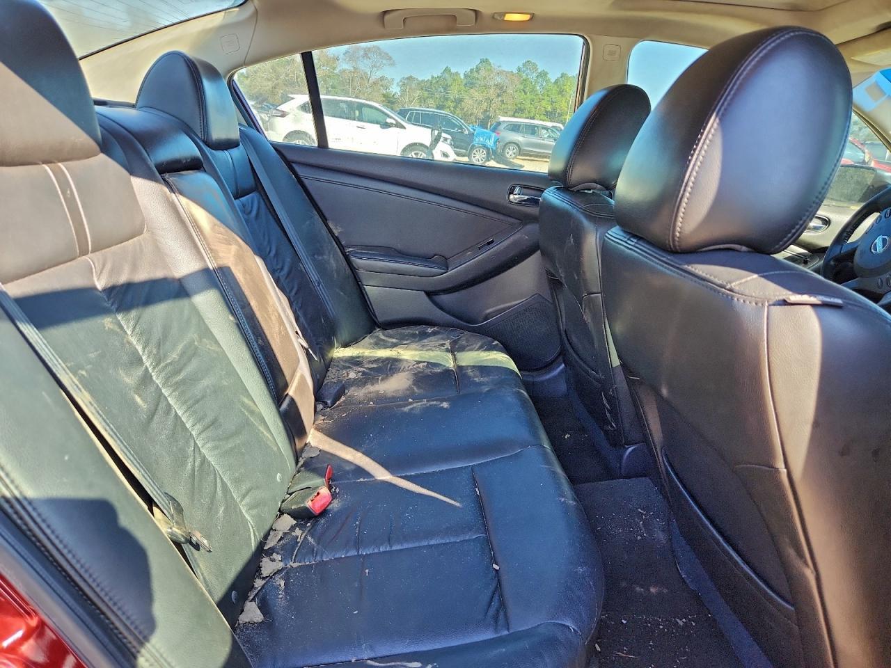 2011 NISSAN ALTIMA