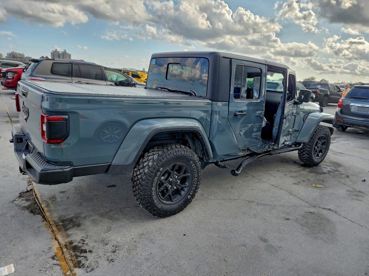 2024 JEEP Gladiator