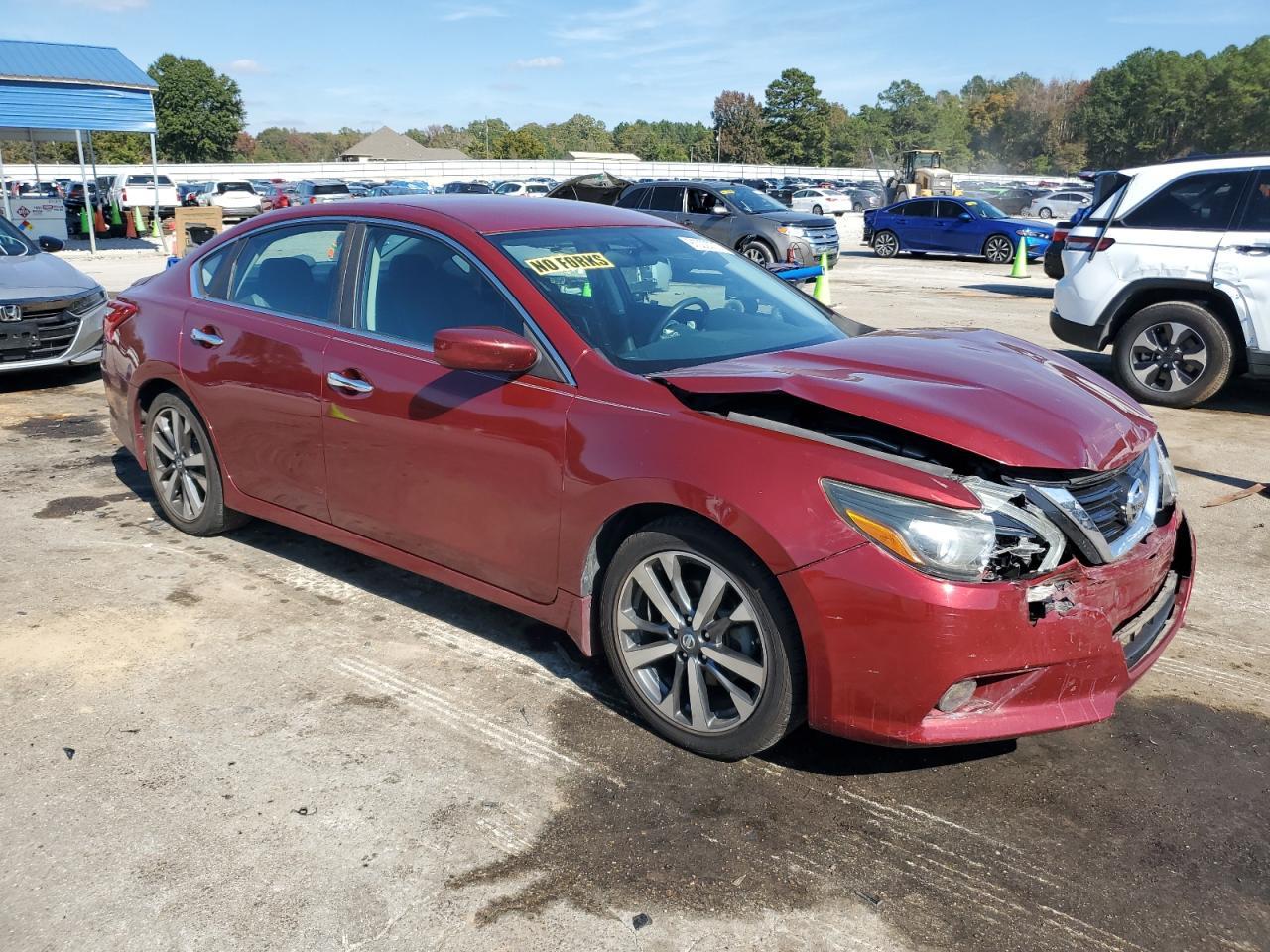 2017 NISSAN ALTIMA