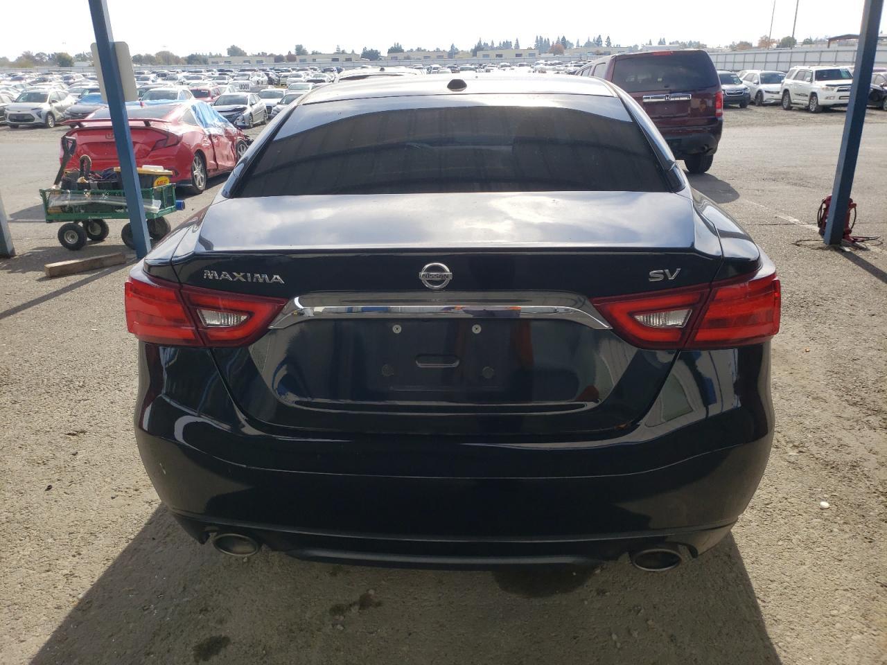 2018 NISSAN Maxima