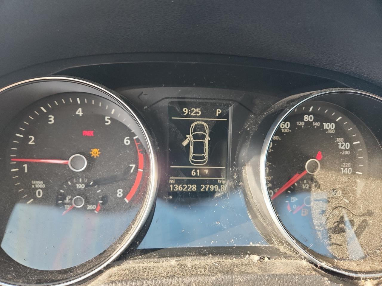 2016 VOLKSWAGEN Passat