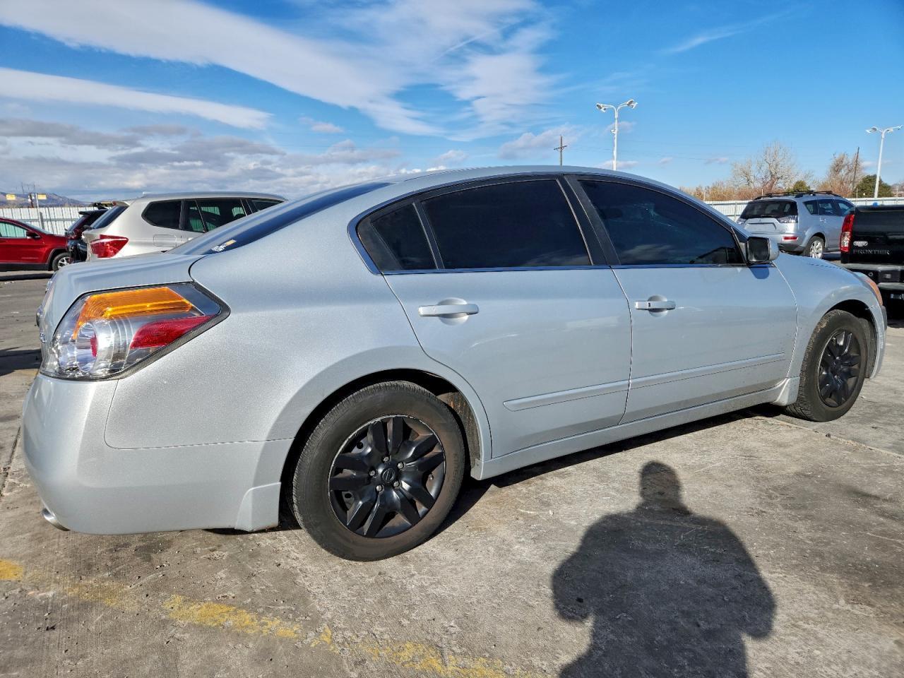 2010 NISSAN ALTIMA