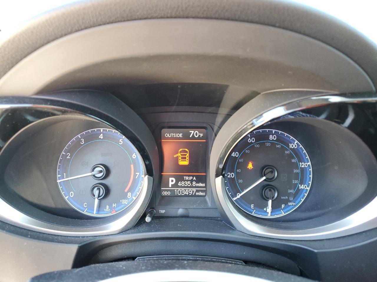 2015 TOYOTA COROLLA