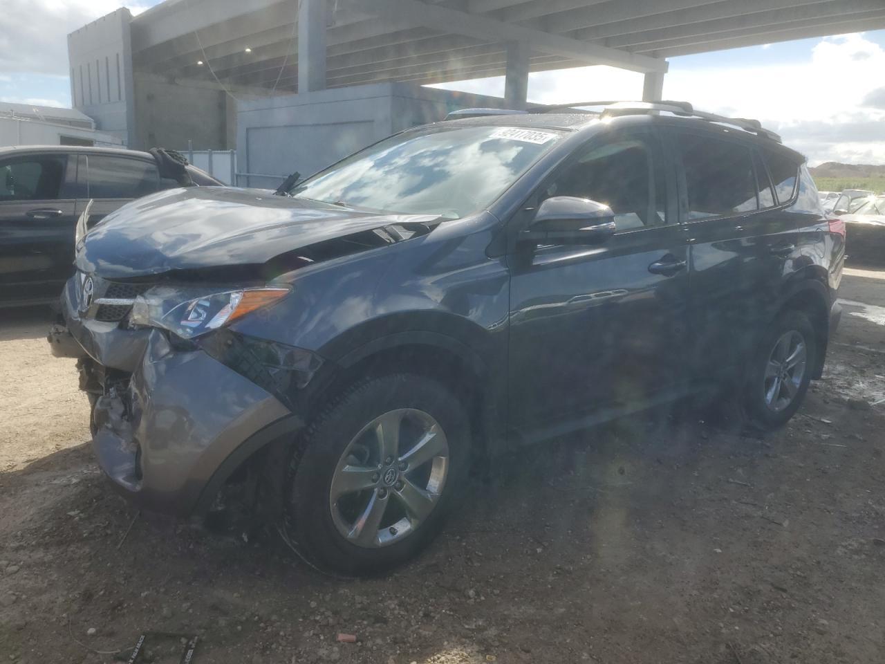 2015 TOYOTA RAV4