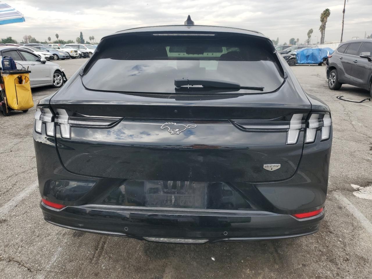 2021 FORD Mustang Mach-E