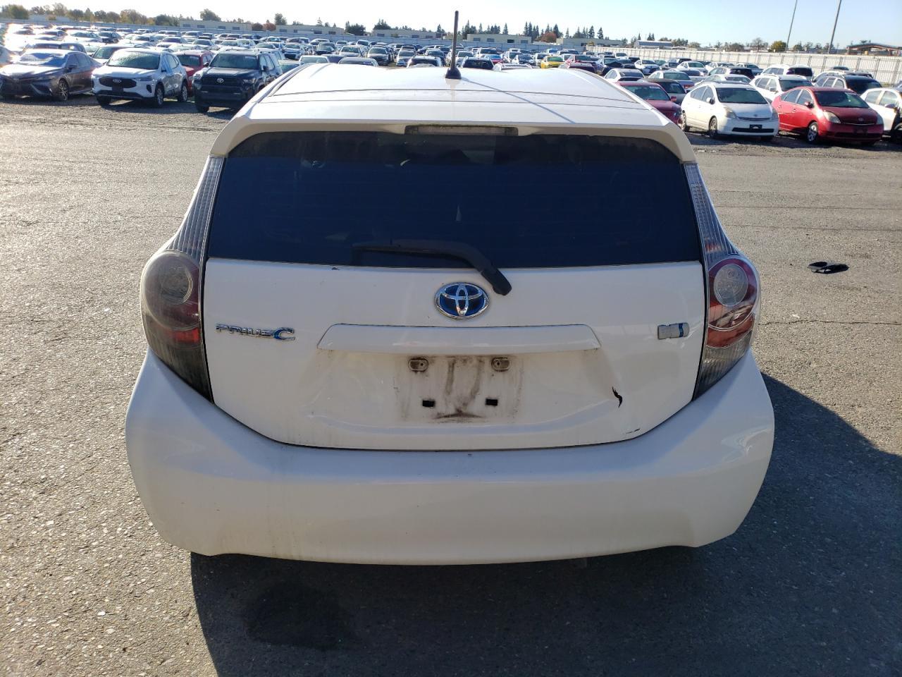2012 TOYOTA Prius c