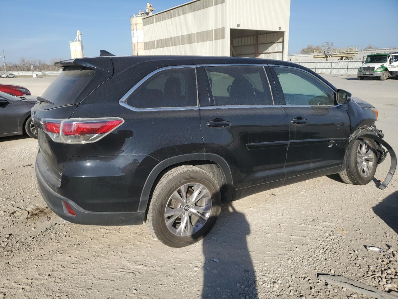 2016 TOYOTA HIGHLANDER
