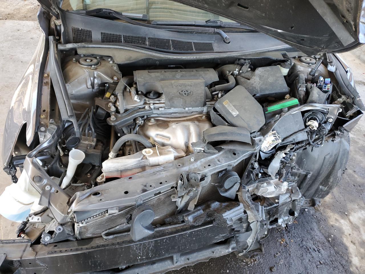 2016 TOYOTA CAMRY