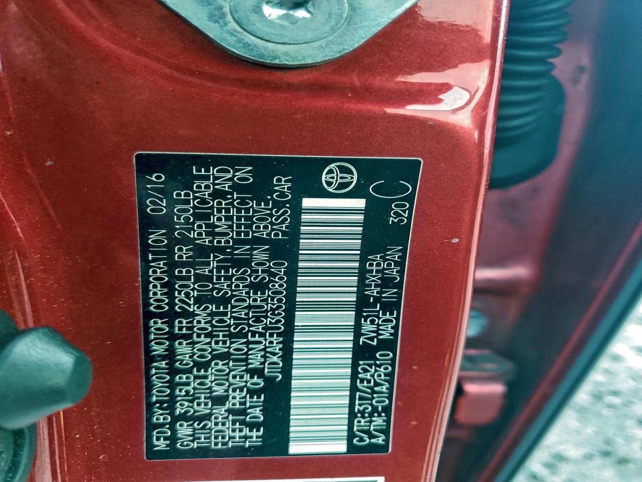2016 TOYOTA PRIUS