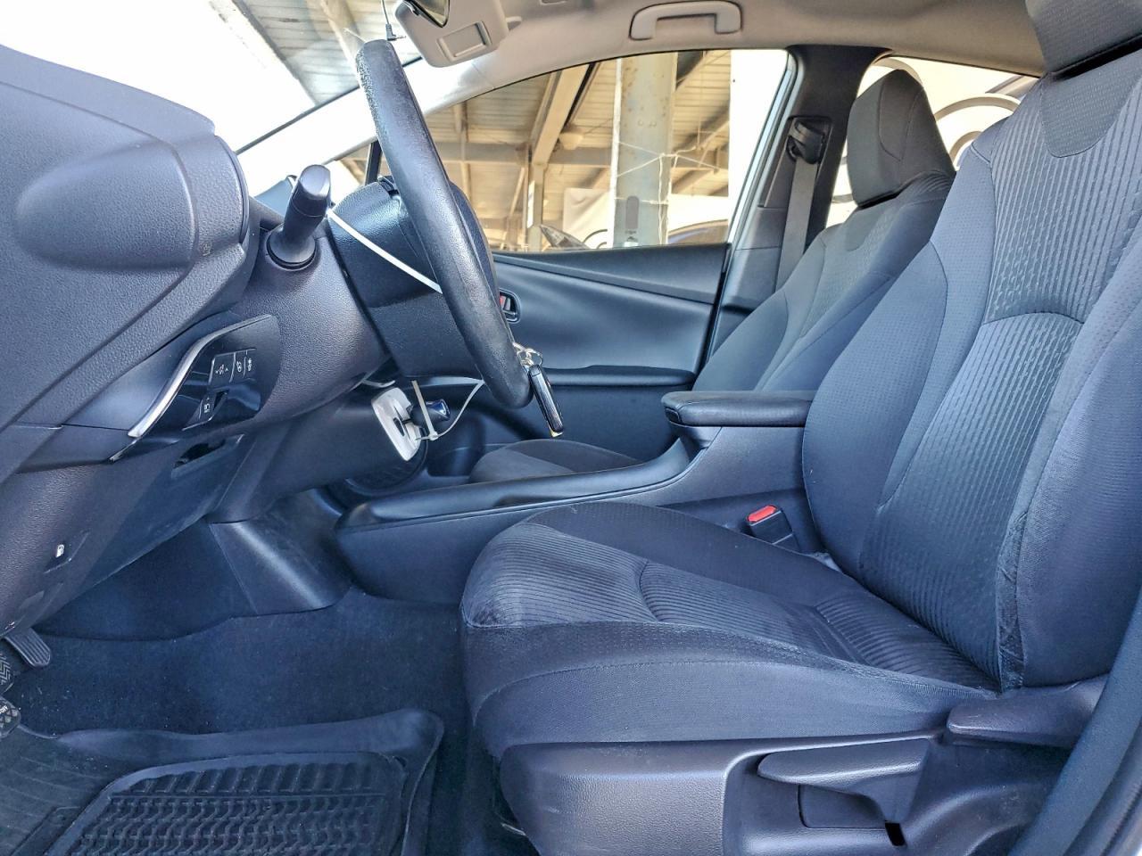2018 TOYOTA PRIUS