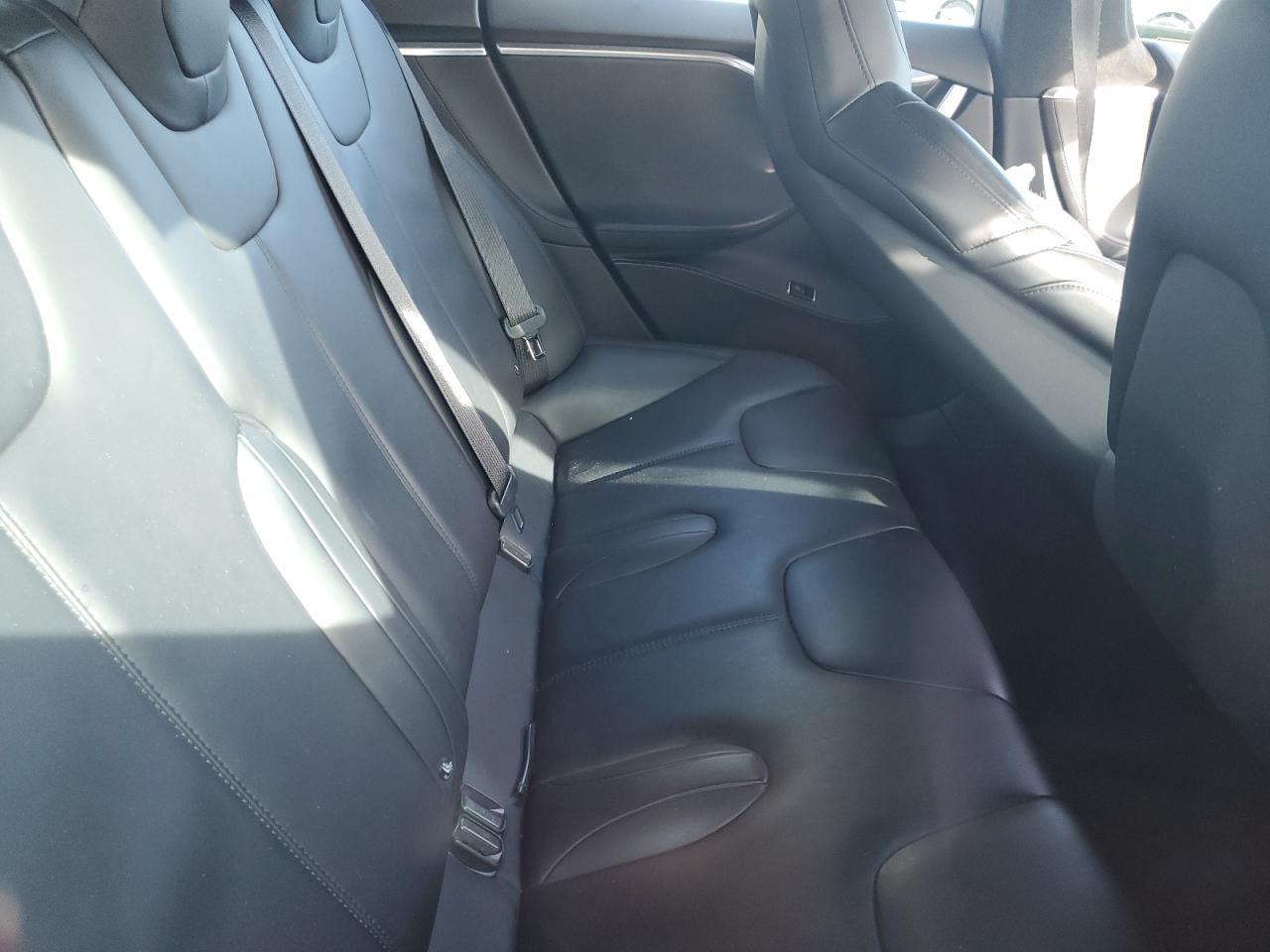 2015 TESLA MODEL S