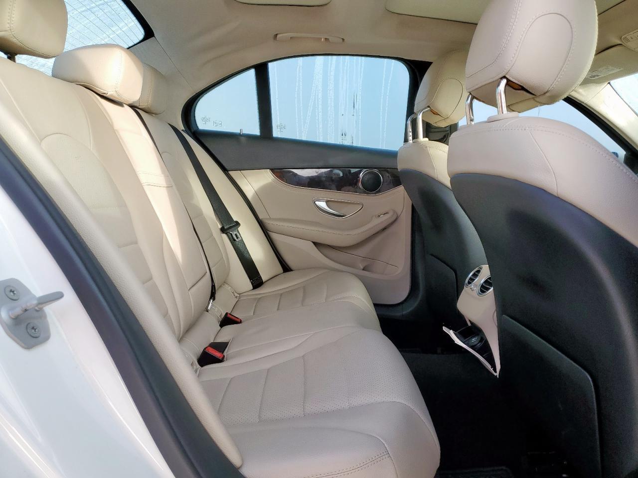 2016 MERCEDES-BENZ C-CLASS