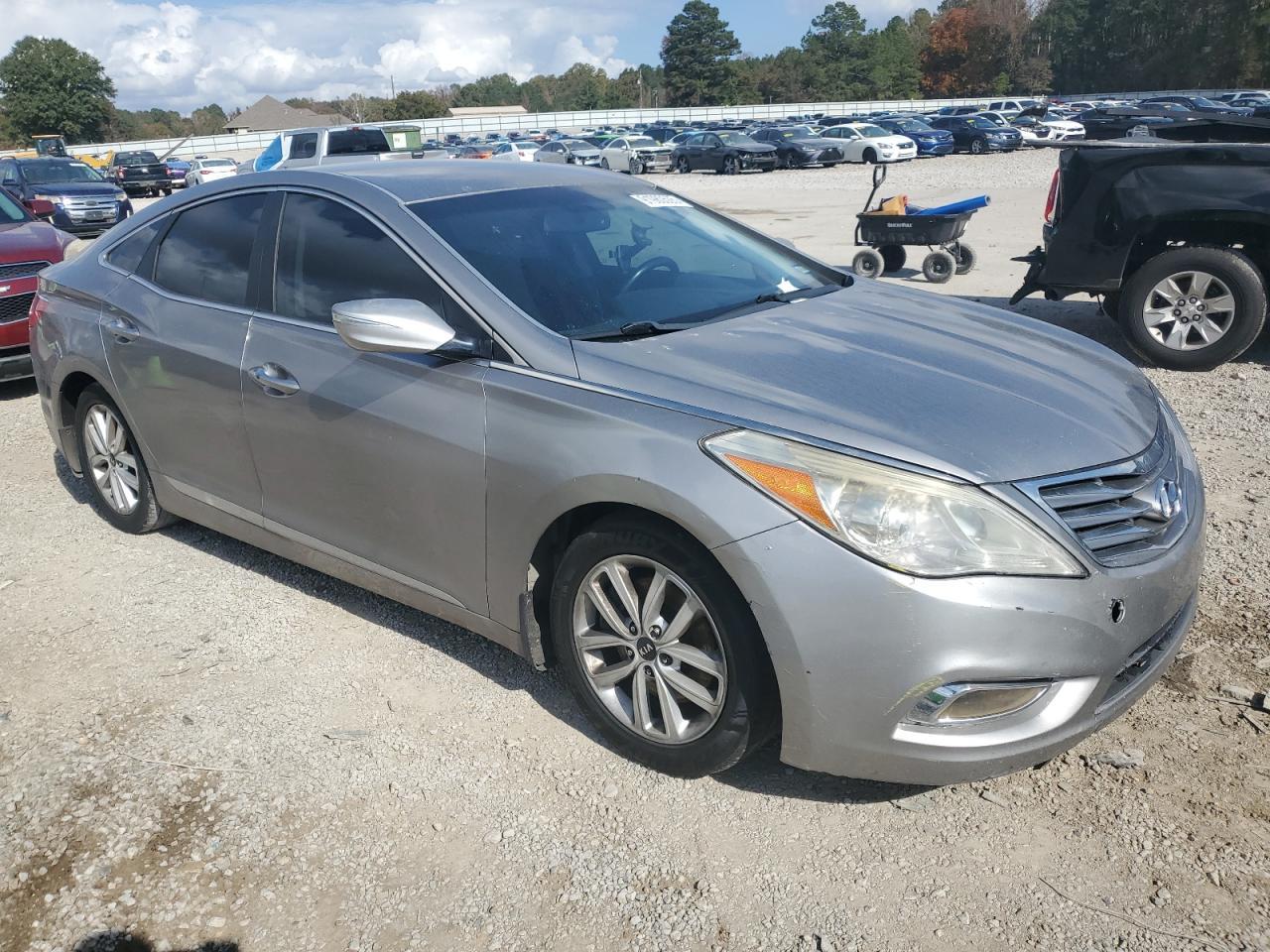 2012 HYUNDAI Azera