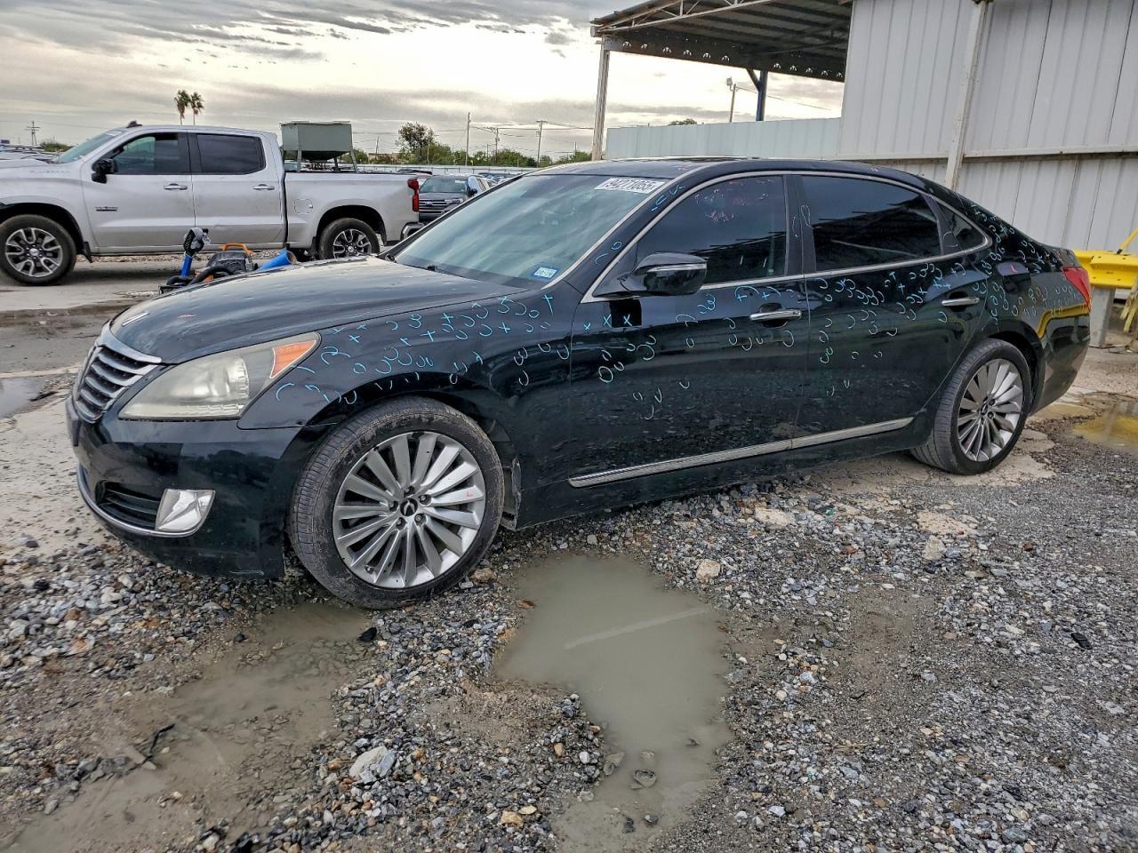 2016 HYUNDAI Equus