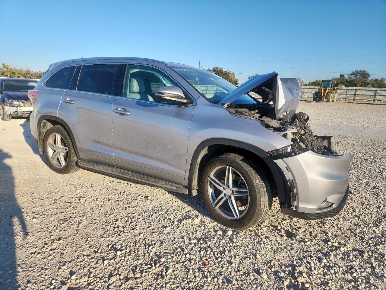 2016 TOYOTA HIGHLANDER